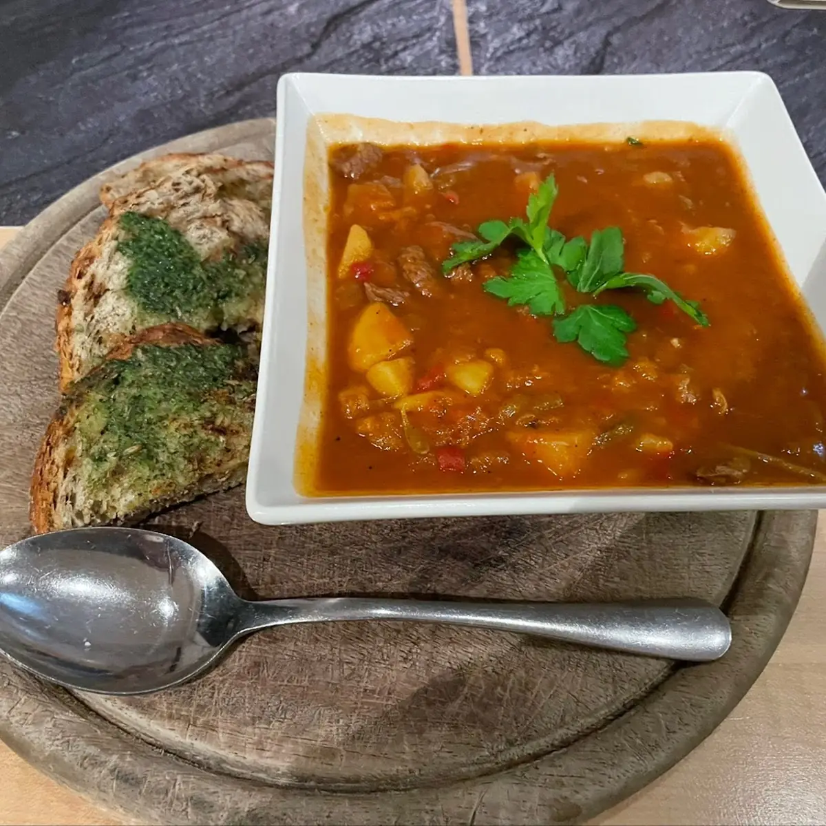 Gulaschsuppe