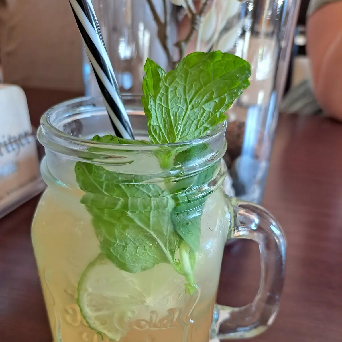 Selbstgemachte Limonade