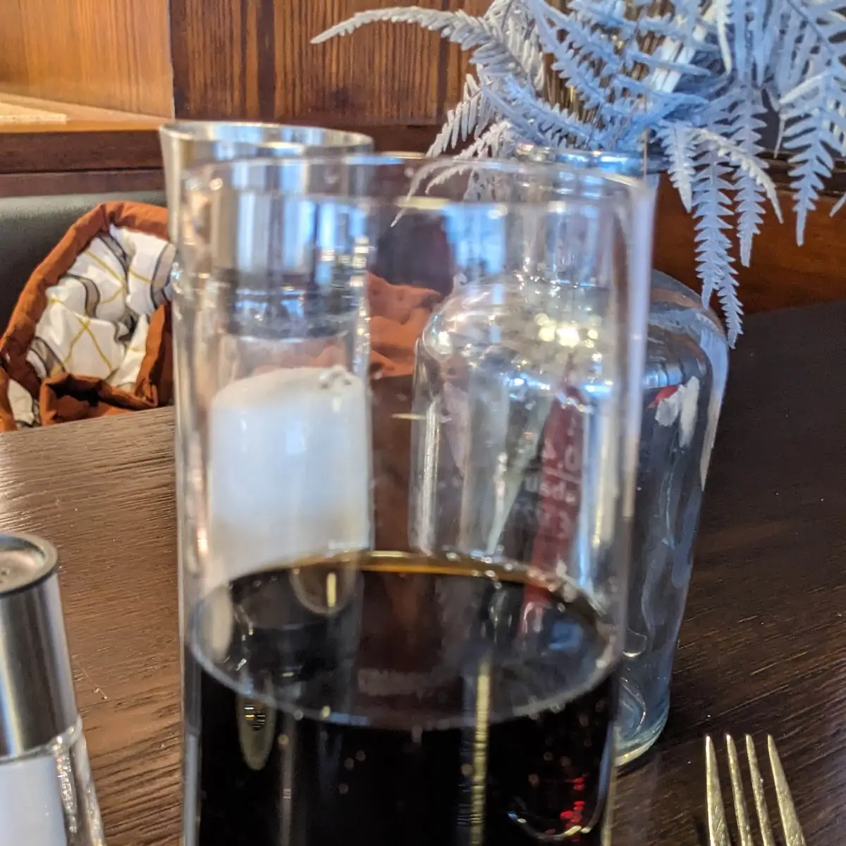 Cola