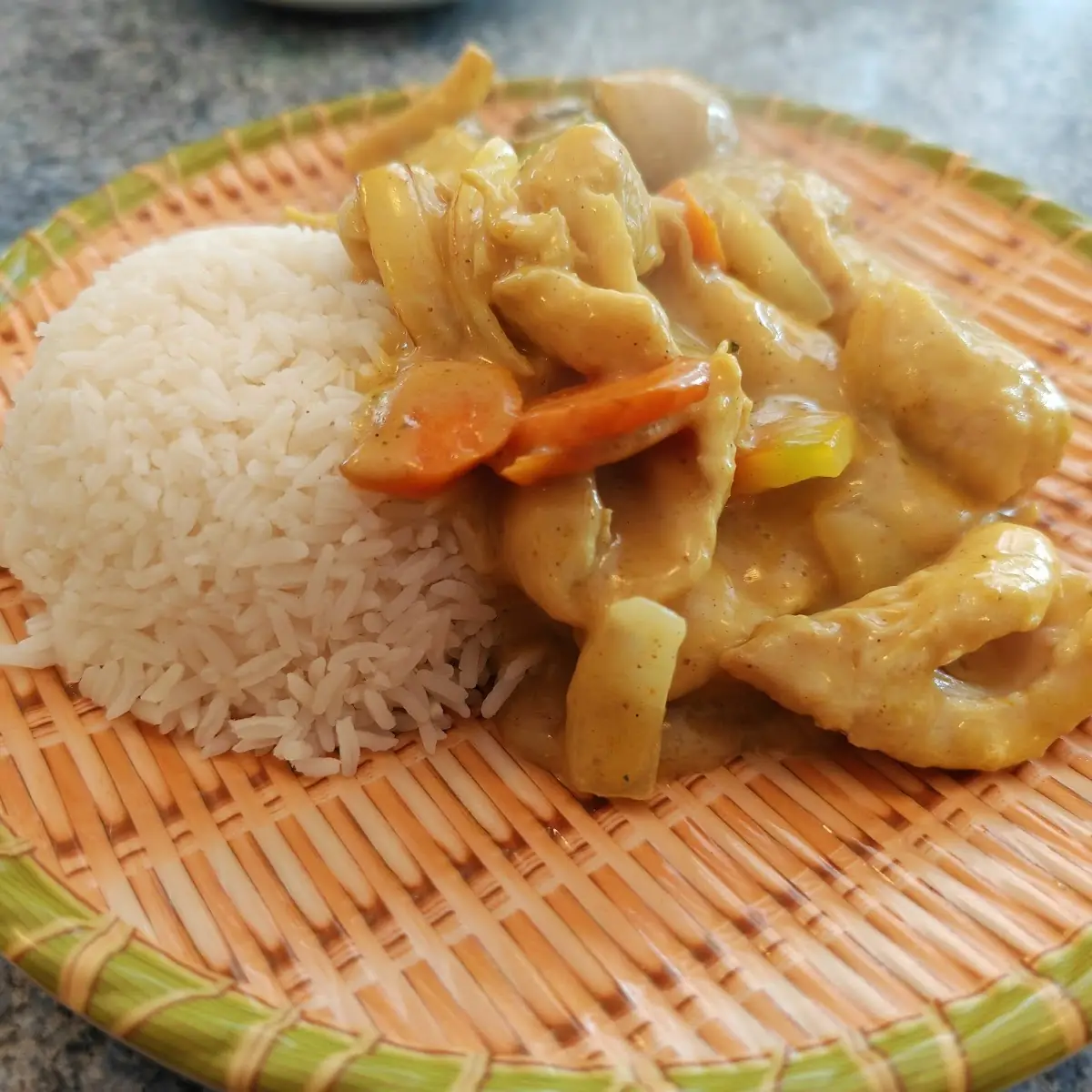 Curry Hähnchen