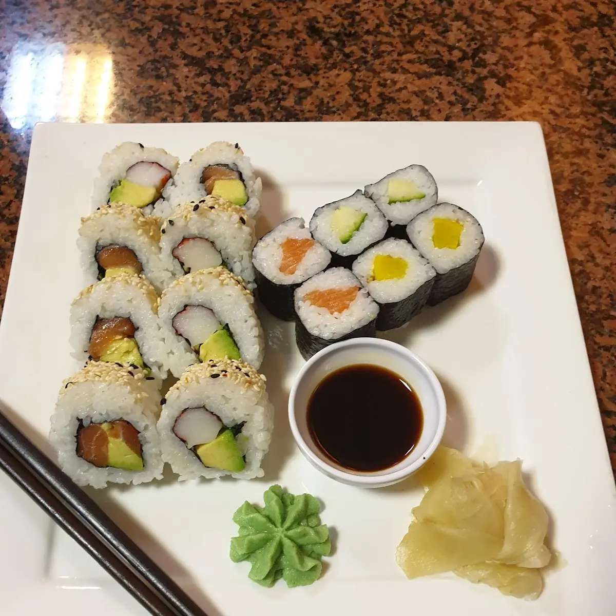 Sushi Avocado