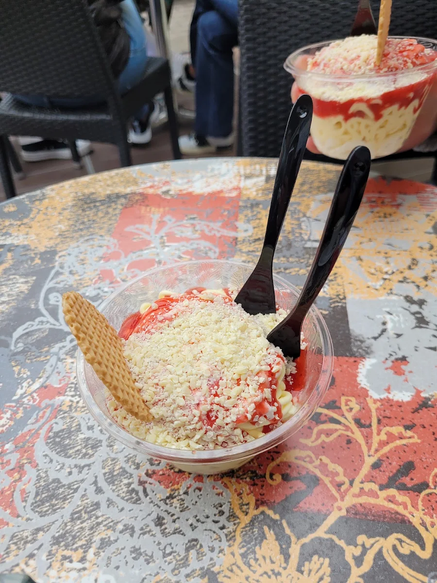Spaghetti Eis