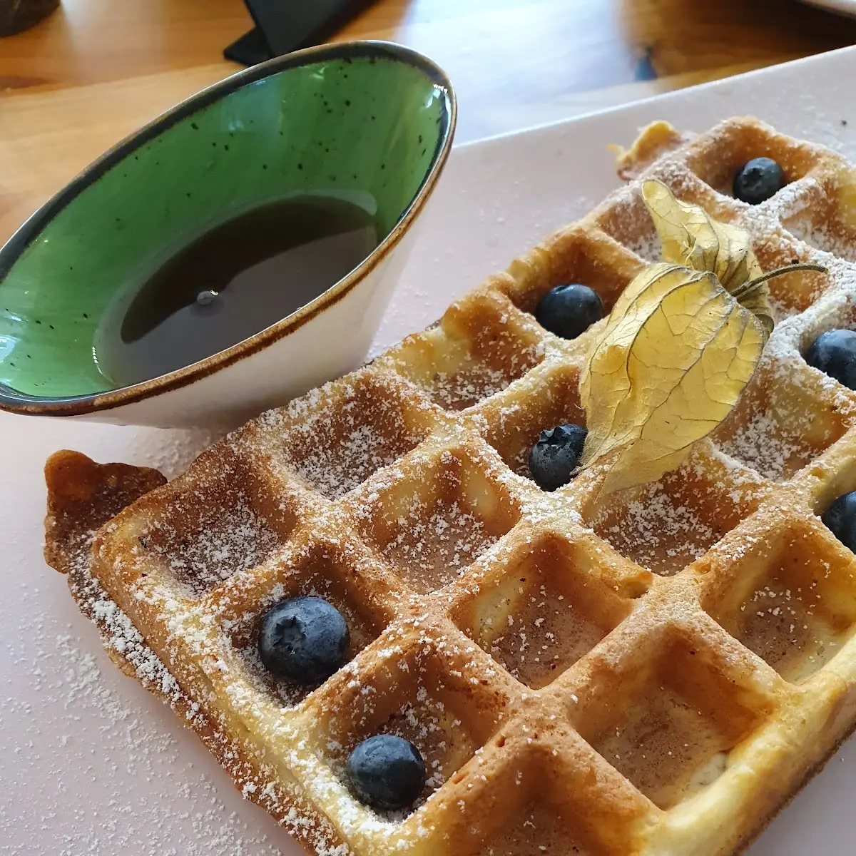 Waffle, Café Mainstreet