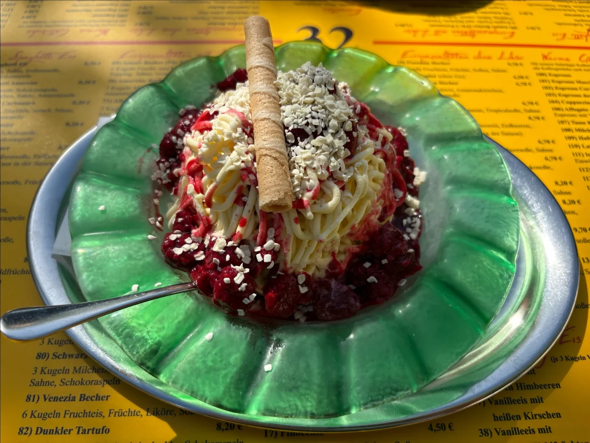Spaghetti Eis