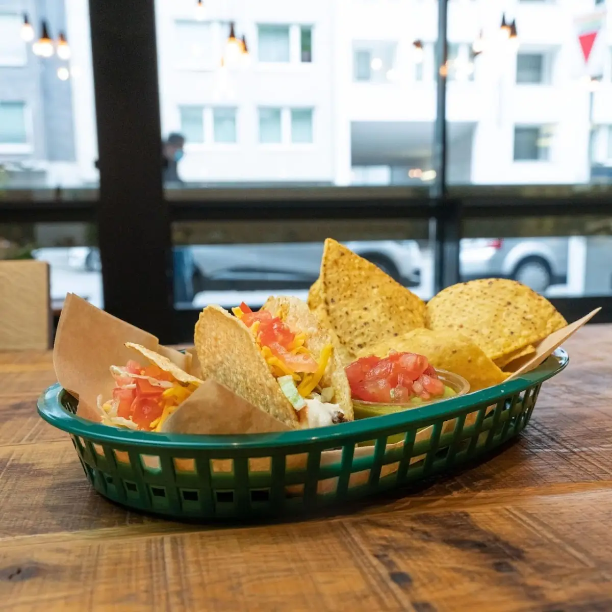 Portion Nachos