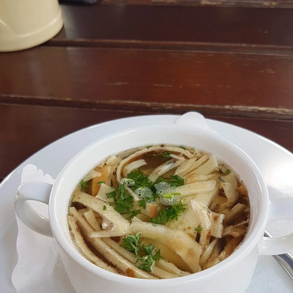 Flädlessuppe