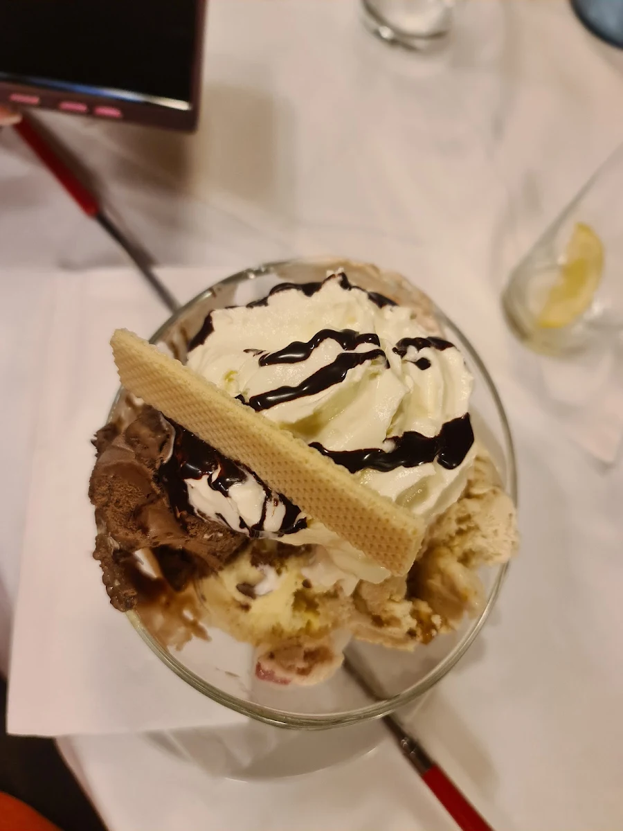 Gemischtes Eis
