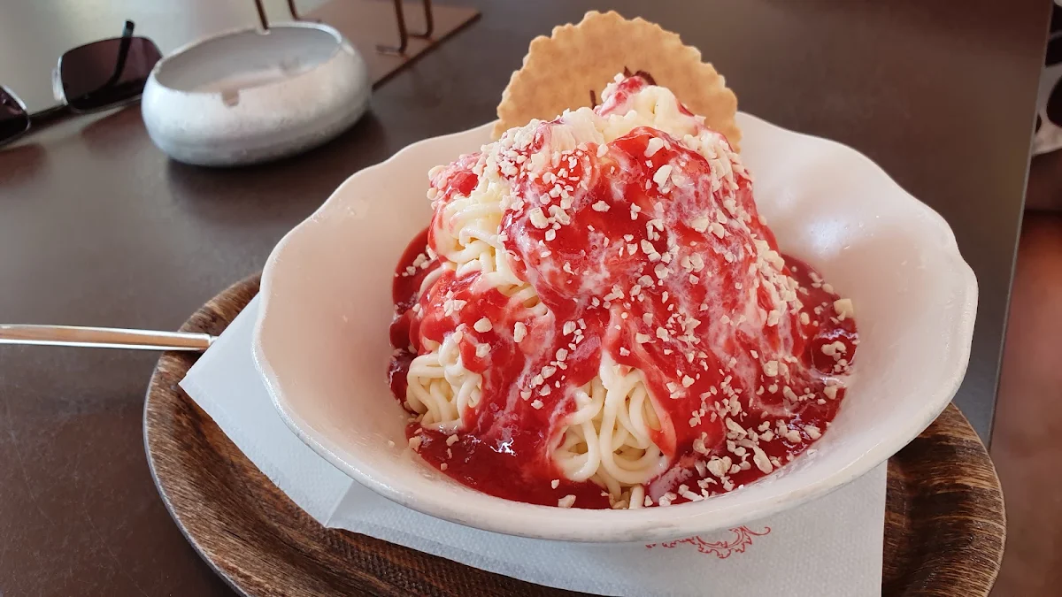 Spaghetti Eis
