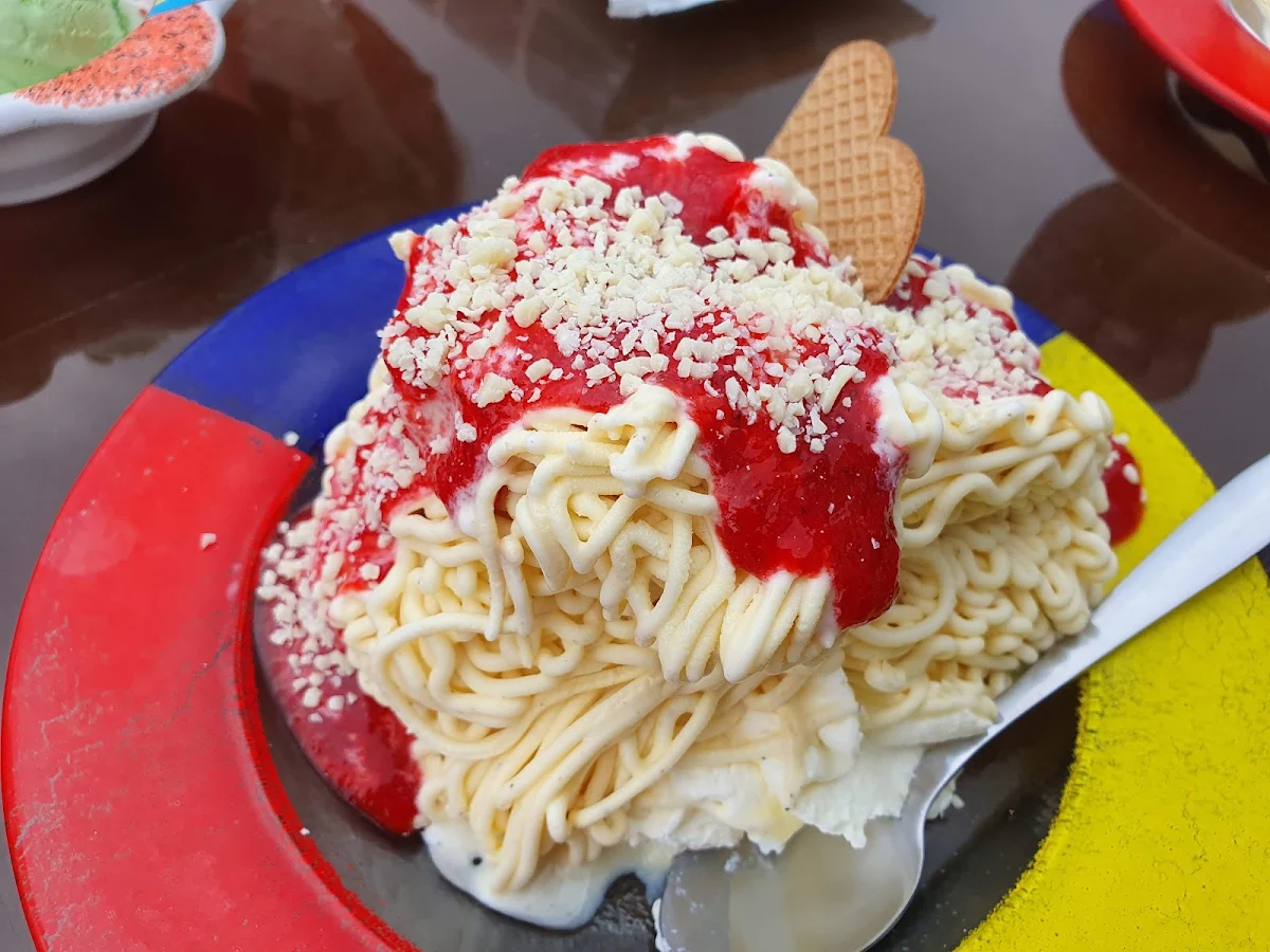 Spagetti Eis