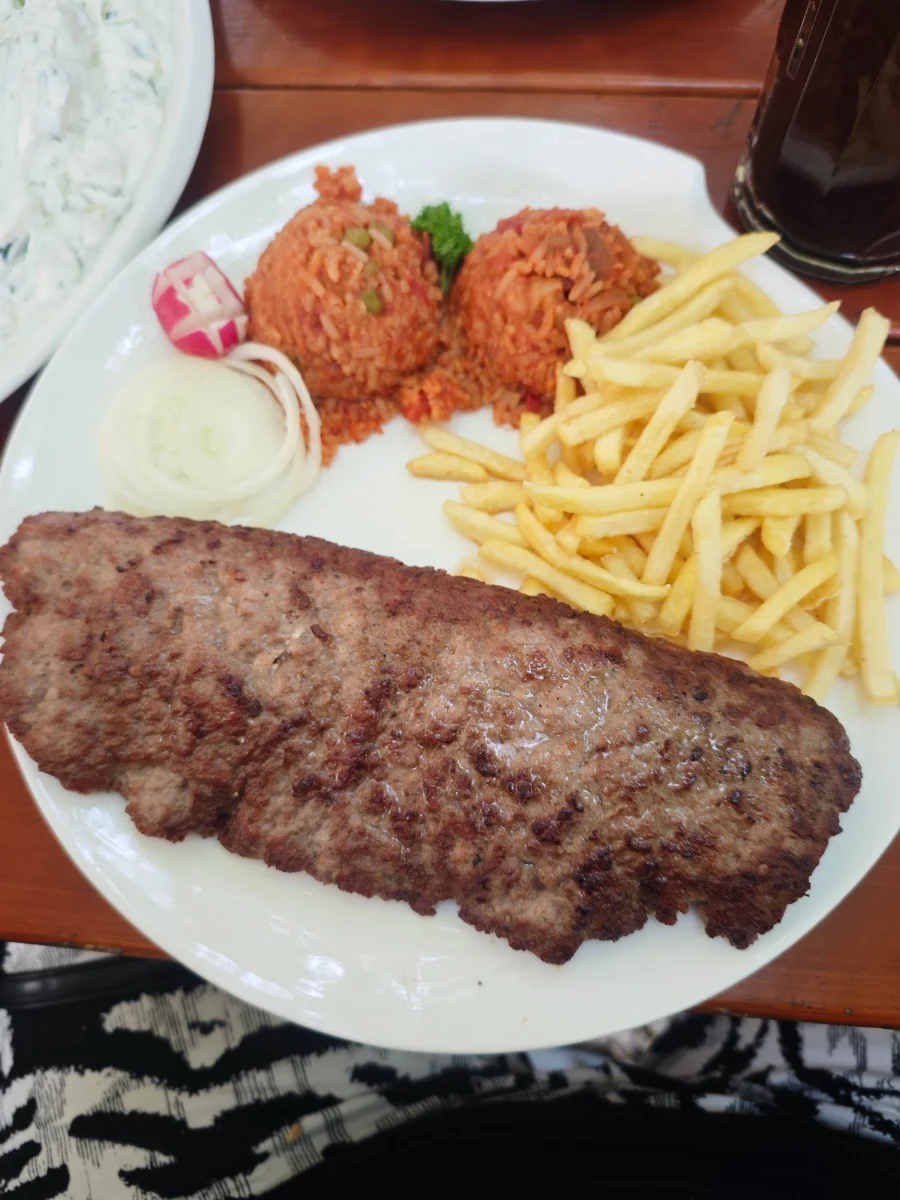Bifteki