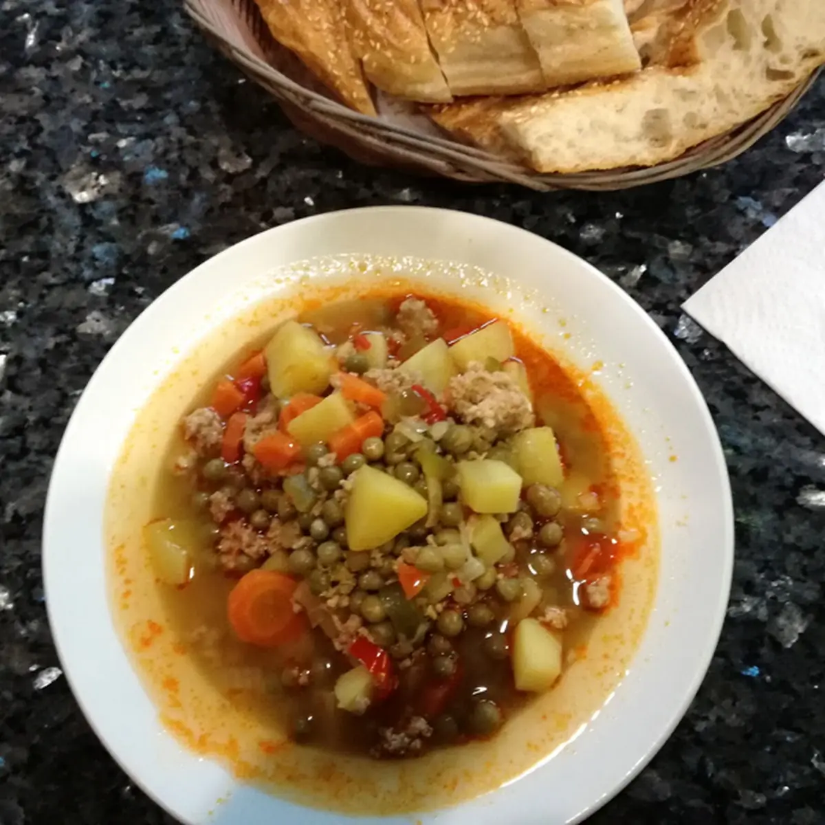 Erbsensuppe