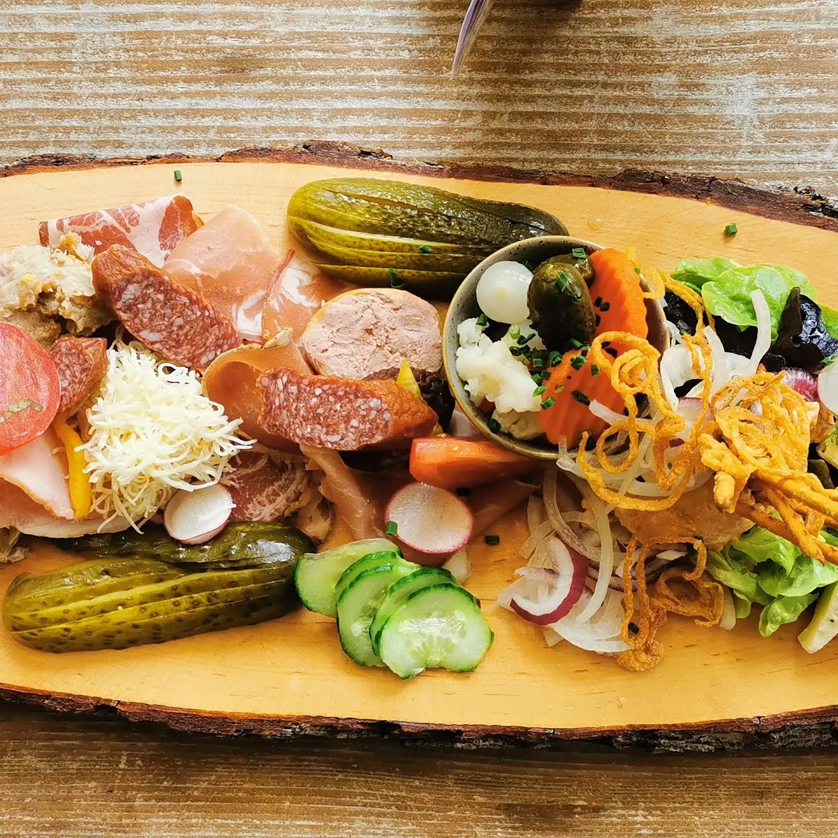 Gemischte Brotzeitplatte