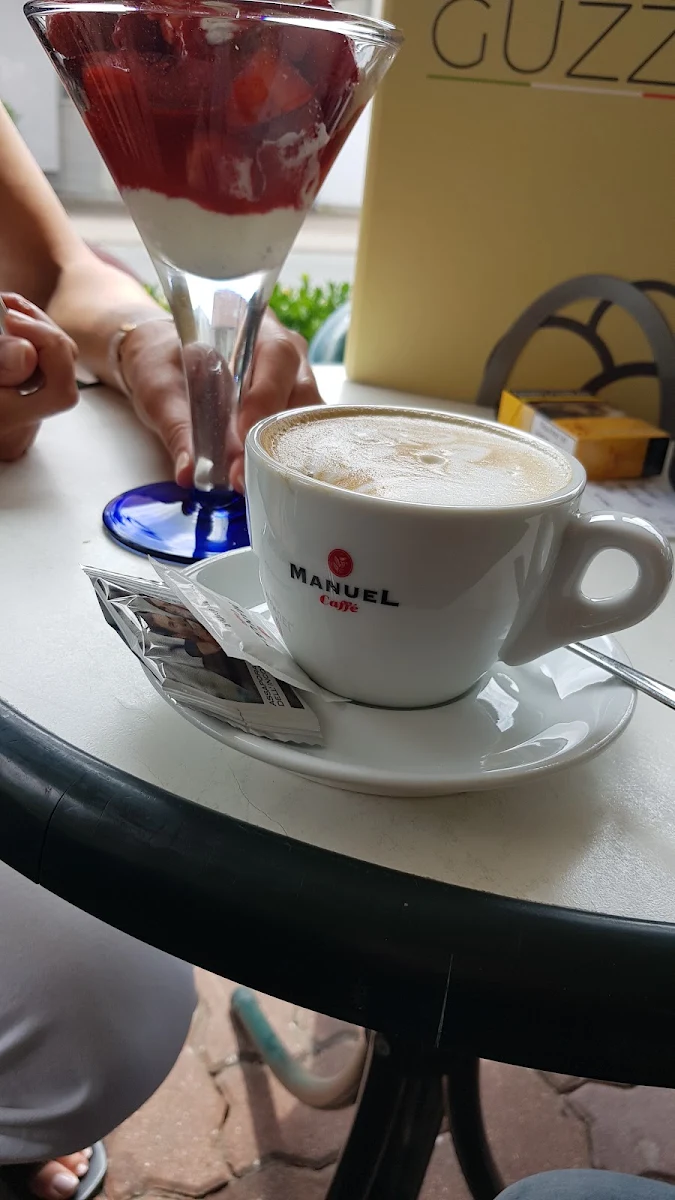 Cappuccino, Guzzo Gelato & Caffè