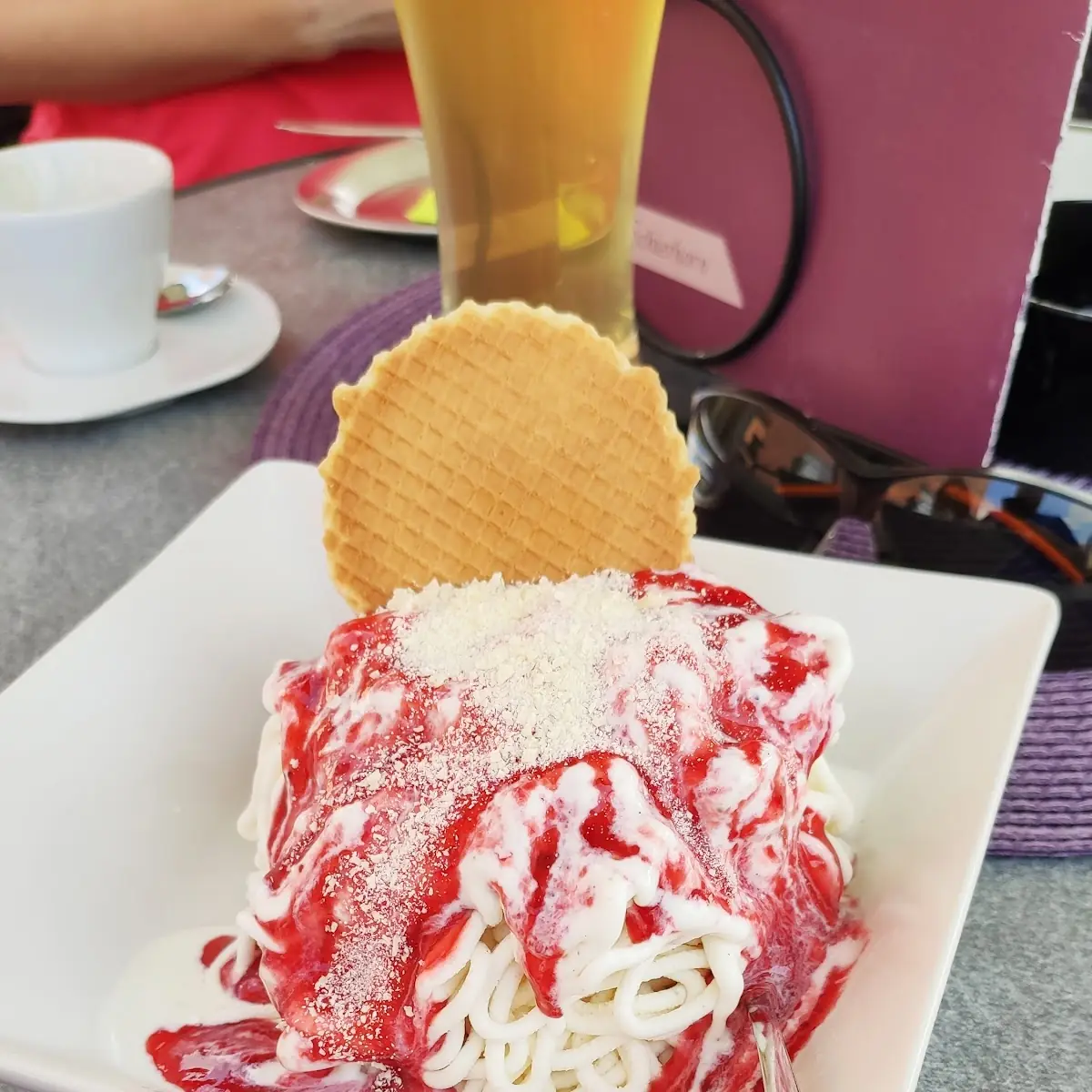 Spaghetti Eis