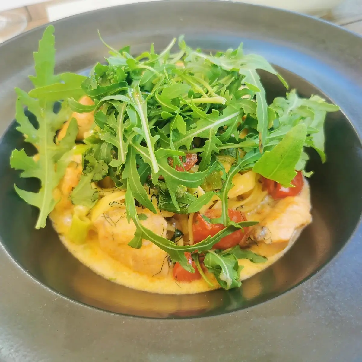 Band Nudeln Mit Lachs, mulino mio - Restaurant Mühlenkeller