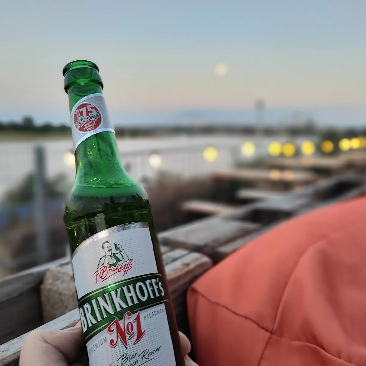 Highlights, Rhine Side