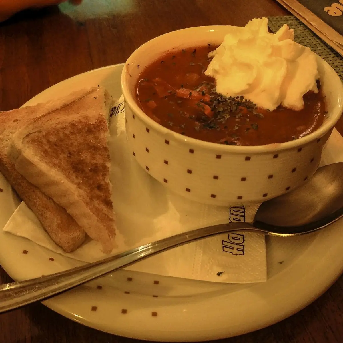 Gulaschsuppe