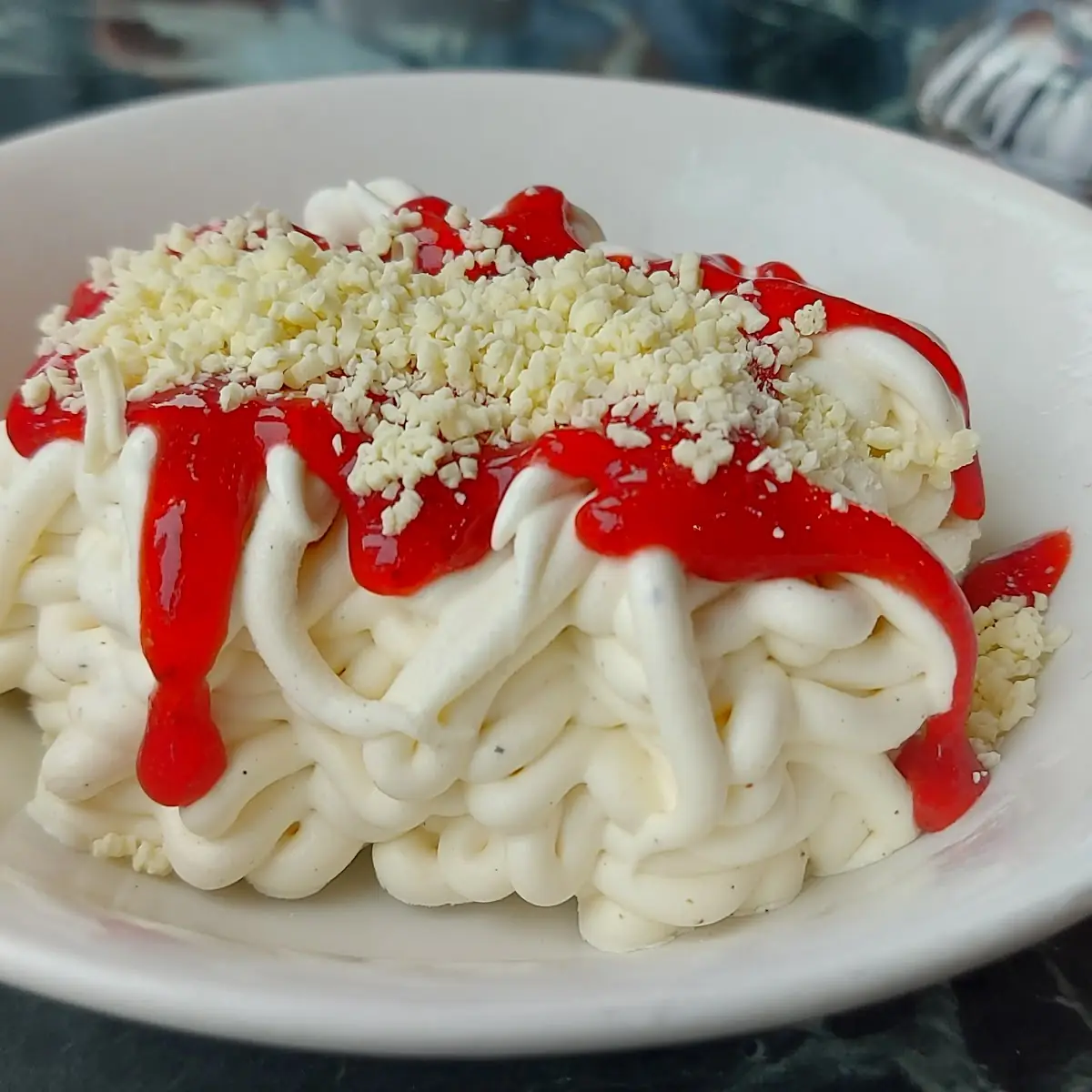 Spaghetti Eis
