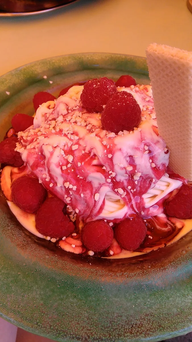 Spaghetti Eis Himbeere