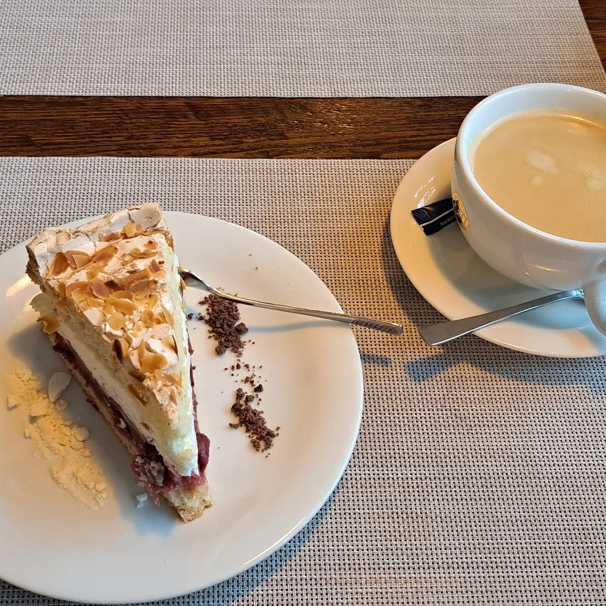 Kirsch Torte