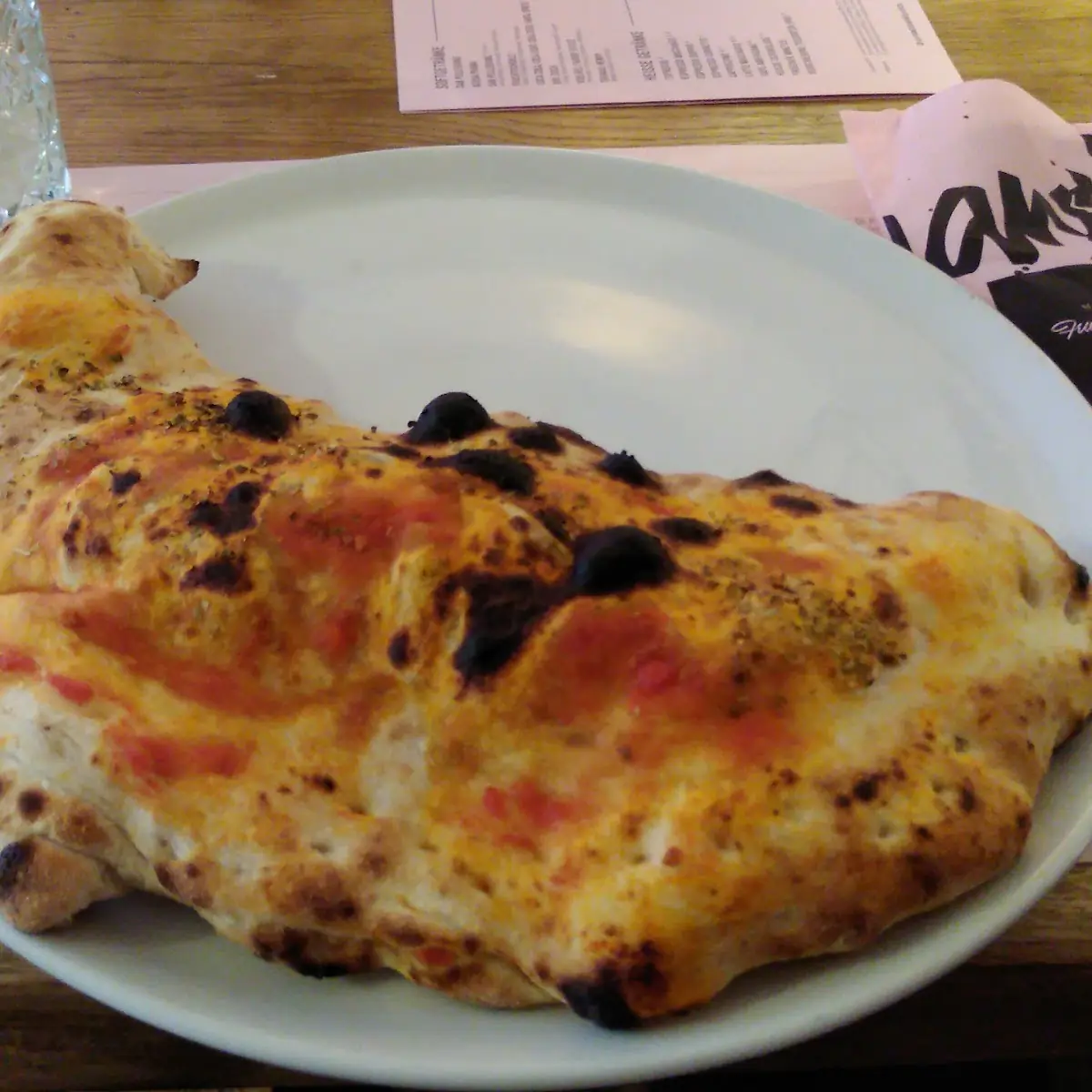 Pizza Calzone, Francesca & Fratelli Calenberger Esplanade