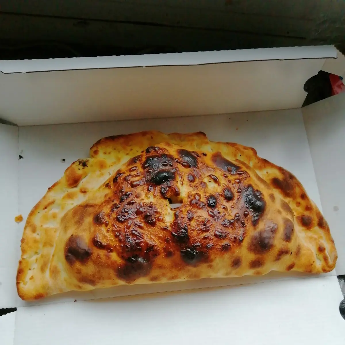 Calzone Patras