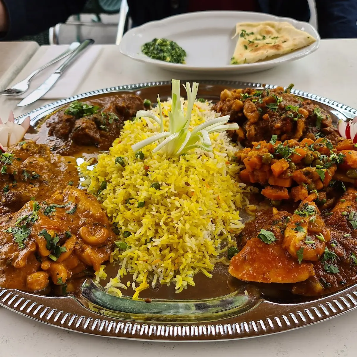 Veg Masala Mit Beilagen, Eiscafé Paradiso GmbH