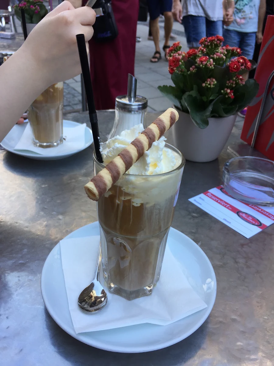 Eiskaffee Oder Eisschokolade