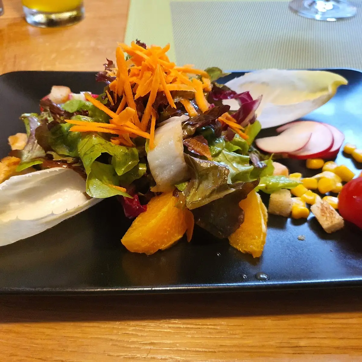 Mit Salat