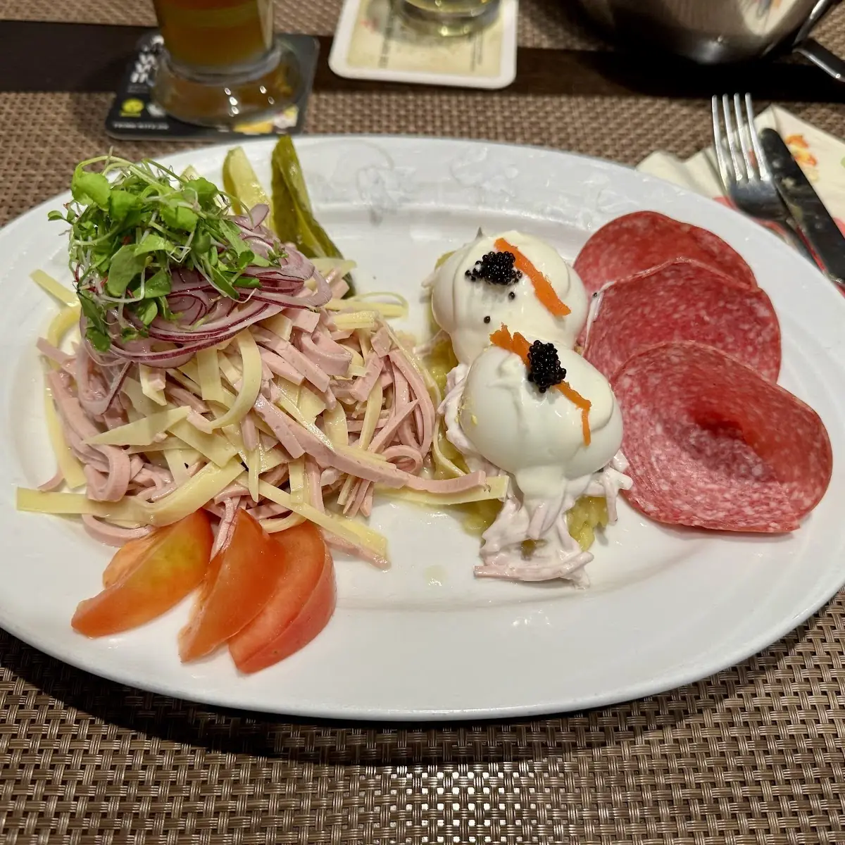 Russisch Ei, Löwenstuben