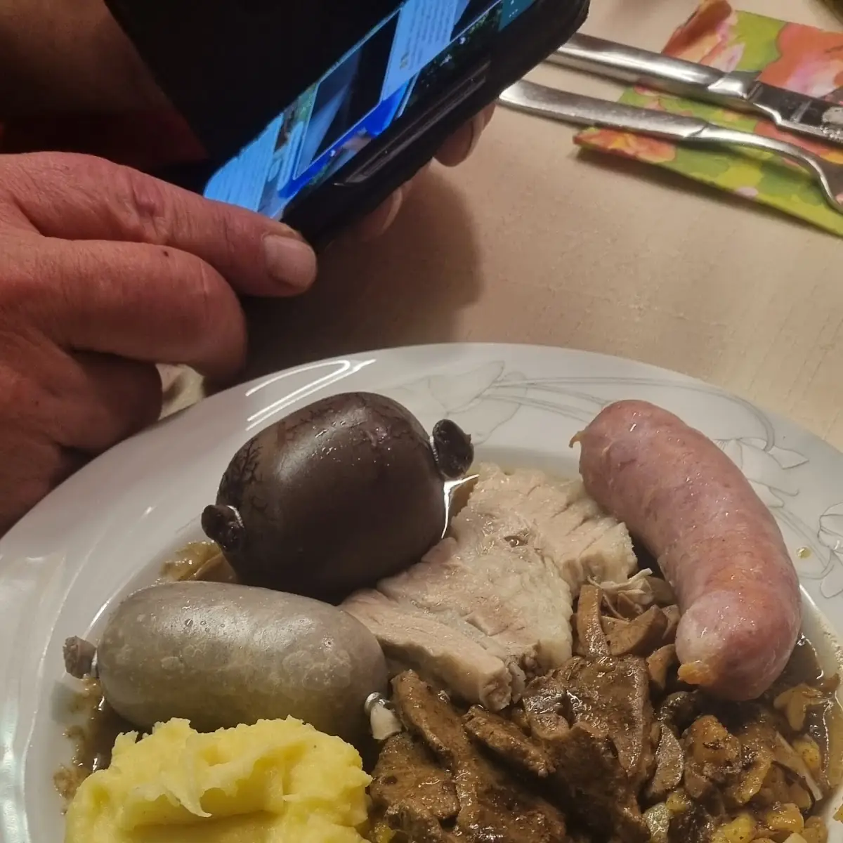 Schlachtplatte, Löwenstuben