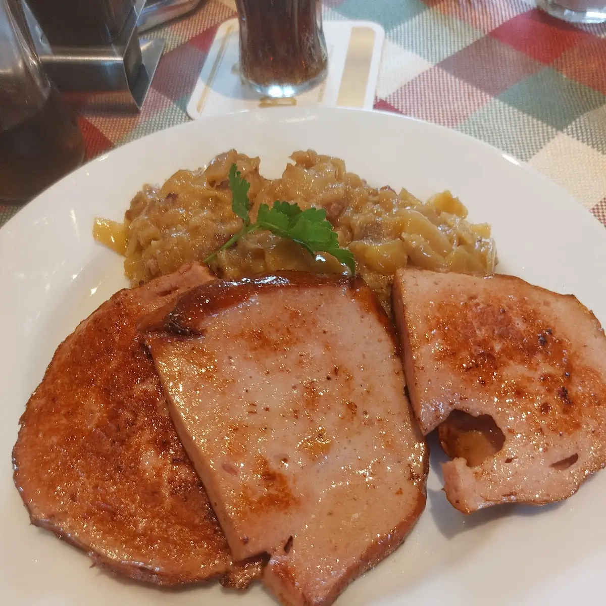 Weißkohlstampf Mit Leberkäse