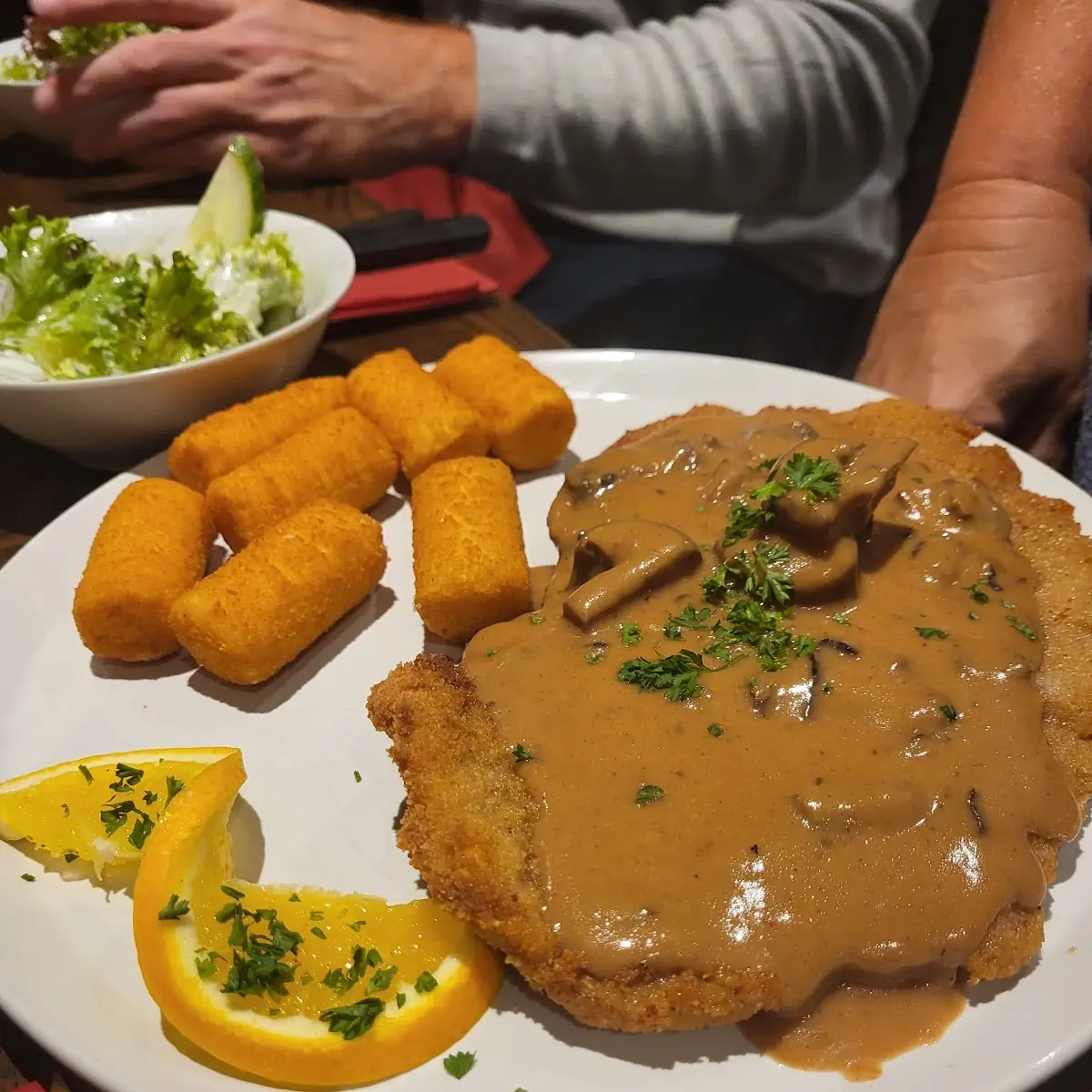 Jägerschnitzel