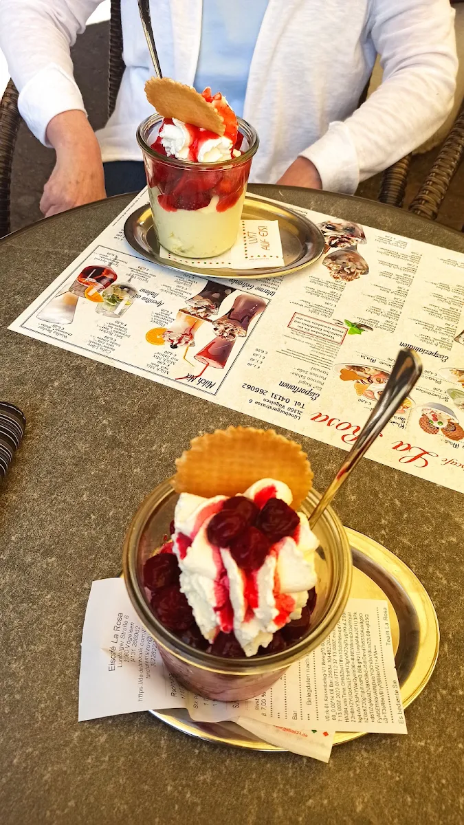 Sauerkirsche Eis