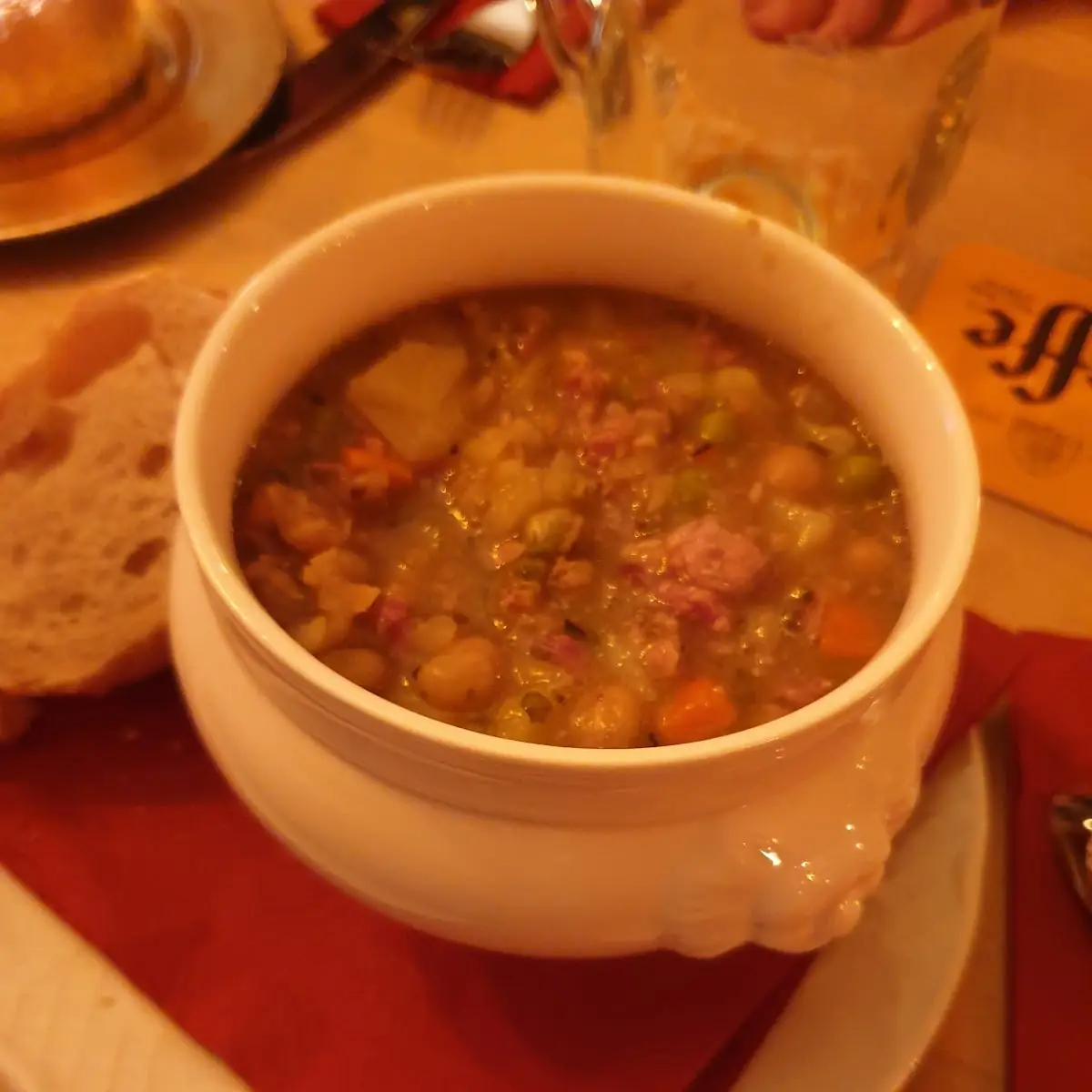 Linsensuppe
