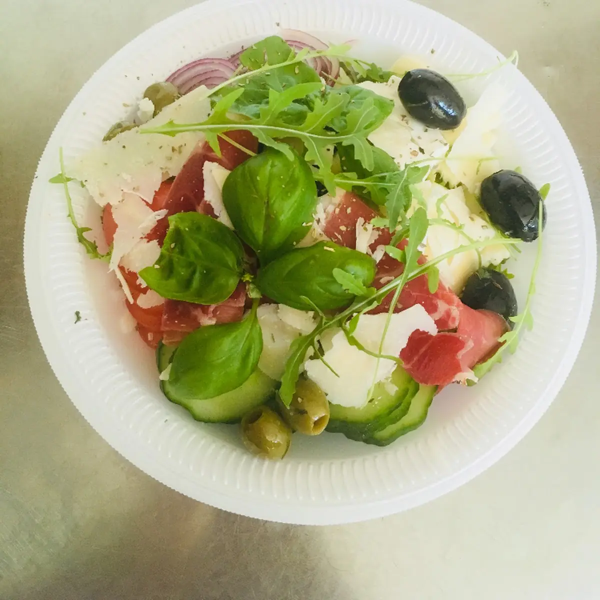 Highlights, Syros Pizzeria