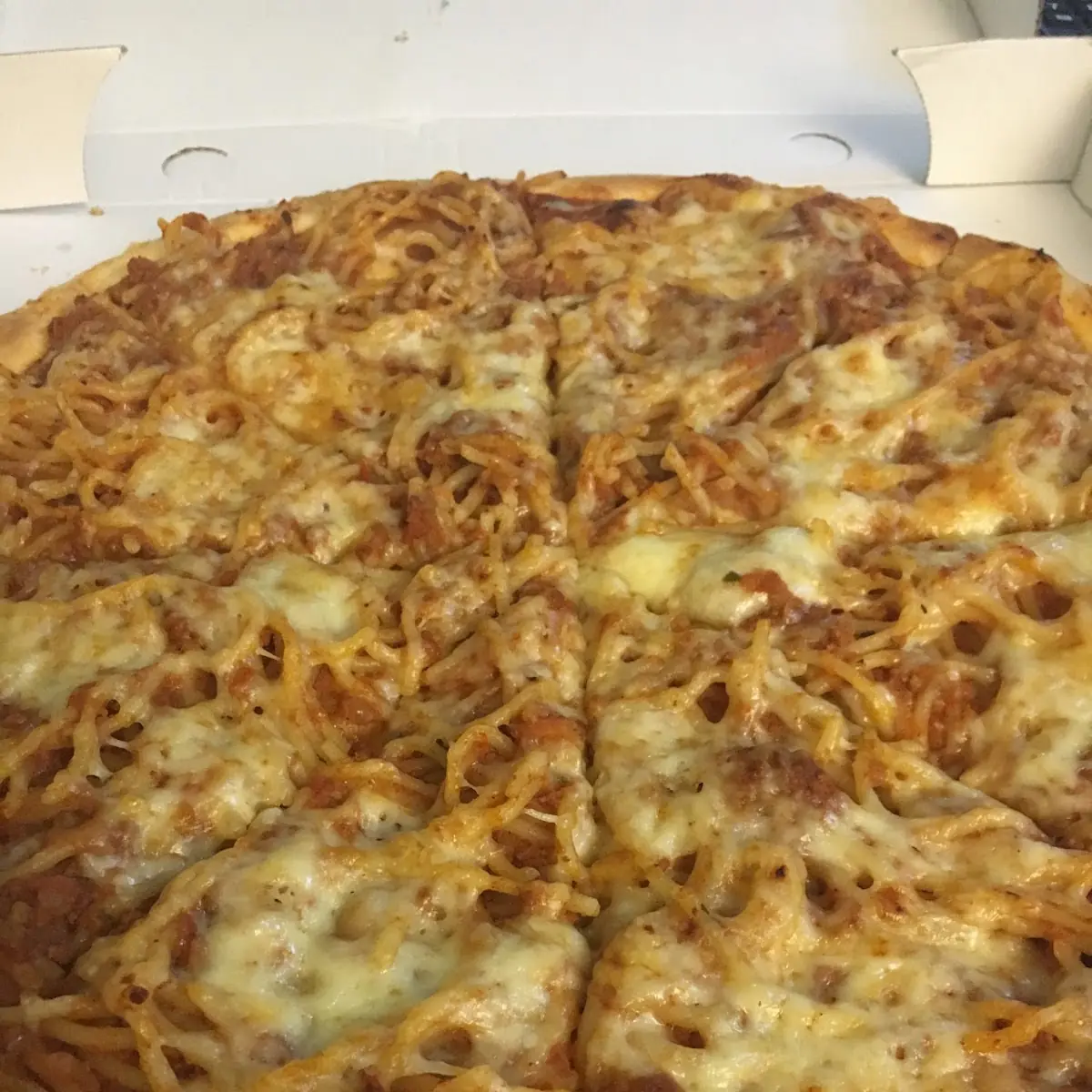 Highlights, Syros Pizzeria