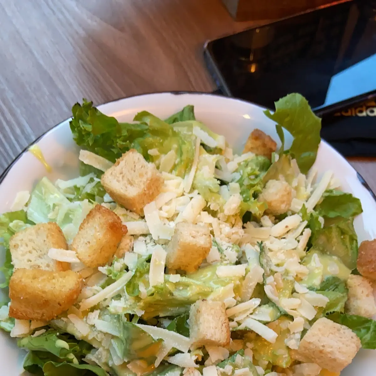 Caesar Salat