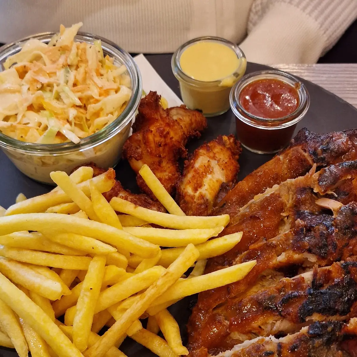 Steak'n Ribs
