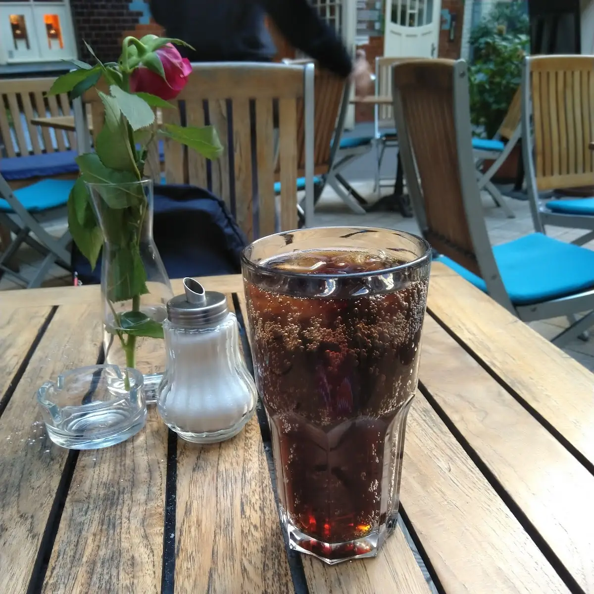 Cola