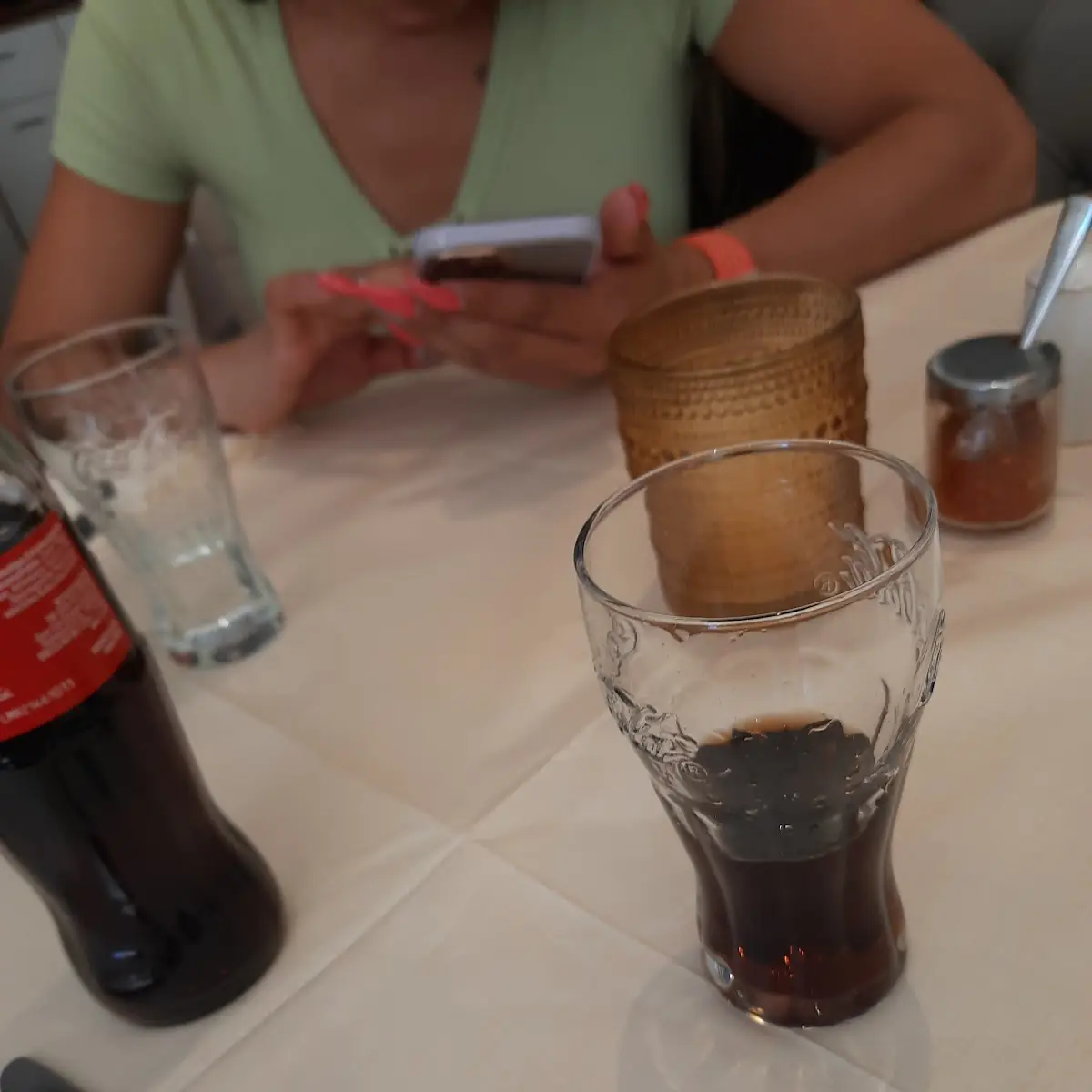Cola