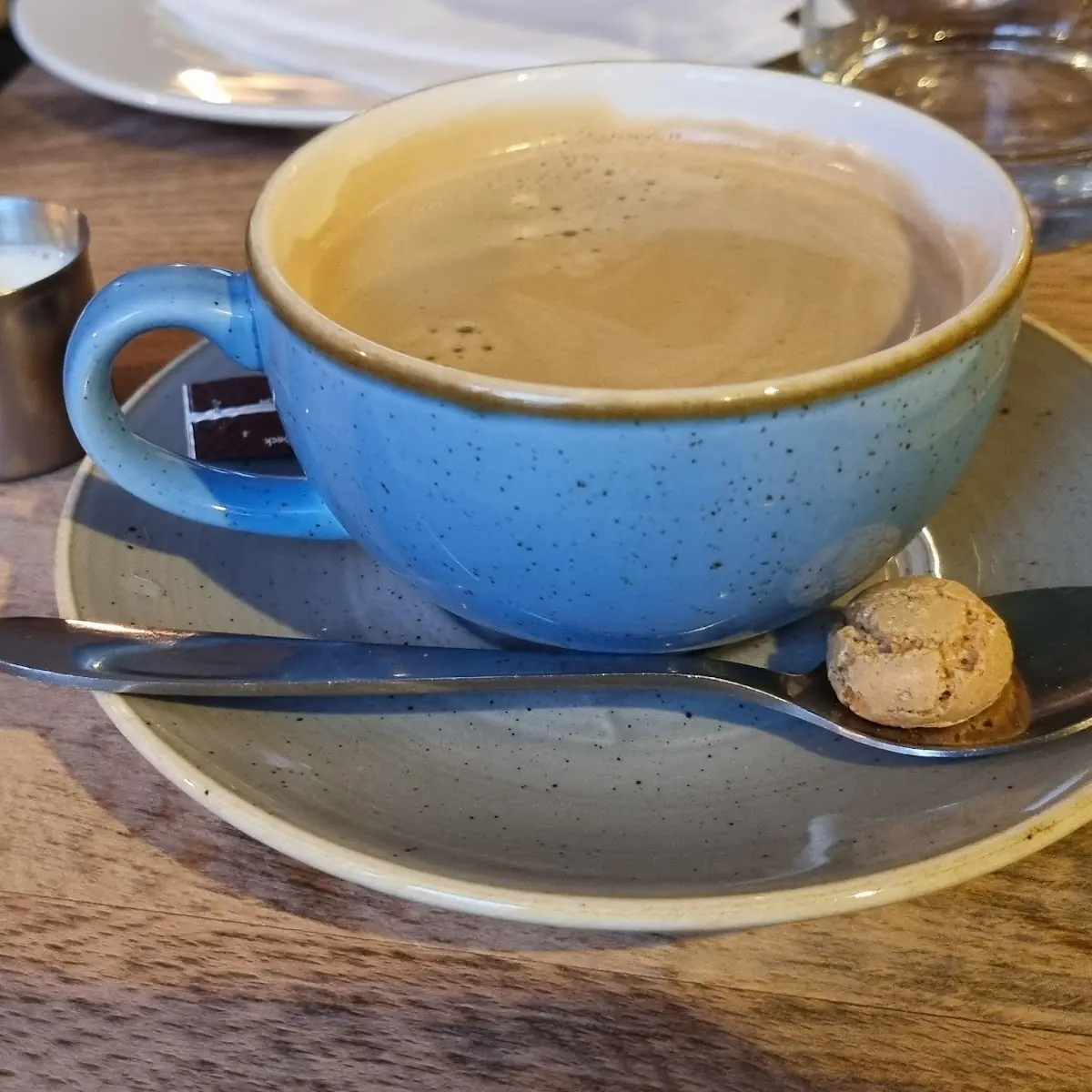 Kaffee, Leo´s im werkhaus (ehemals Bahnhof)