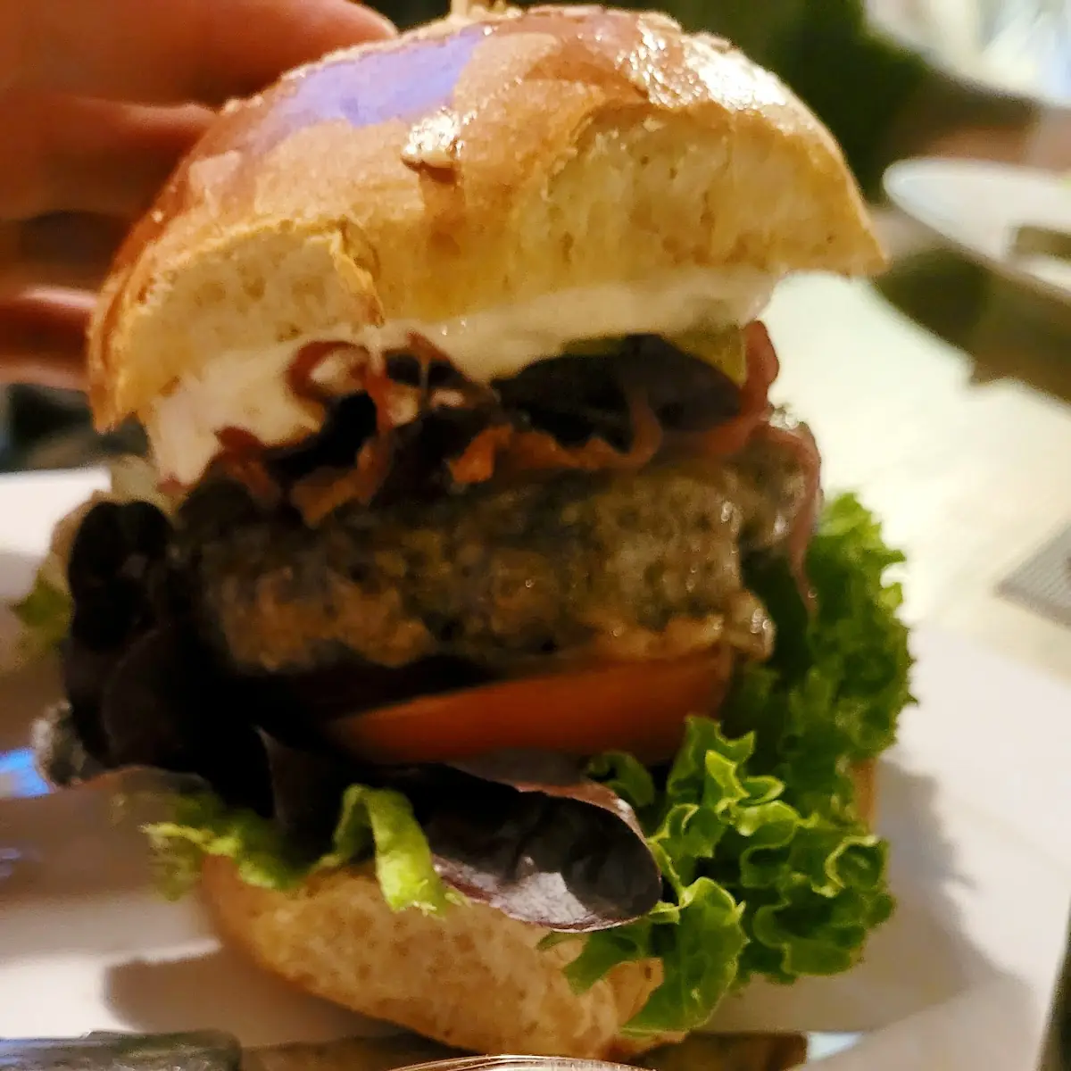 Leos Burger, Leo´s im werkhaus (ehemals Bahnhof)