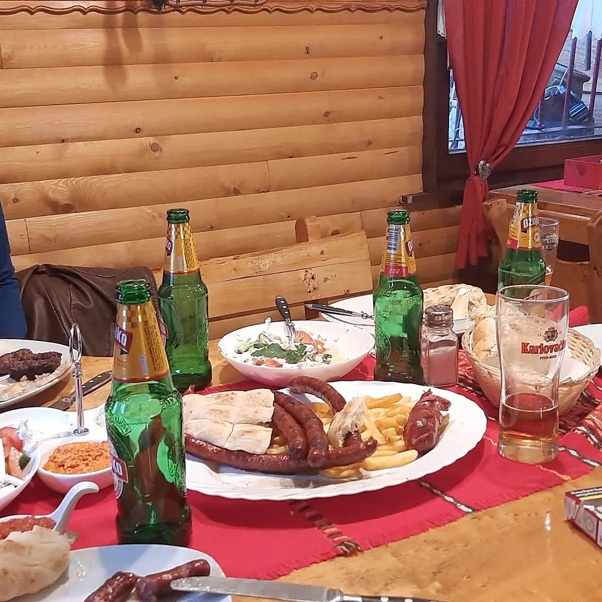 Super, Balkan Grill Haus