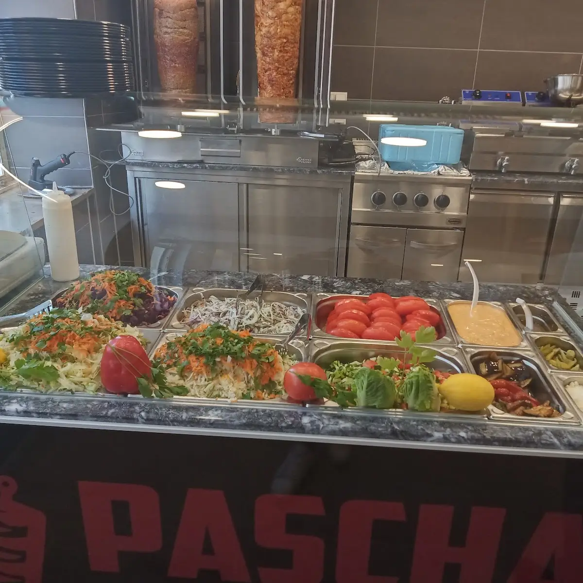 Highlights, Pascha Pizza Kebaphaus