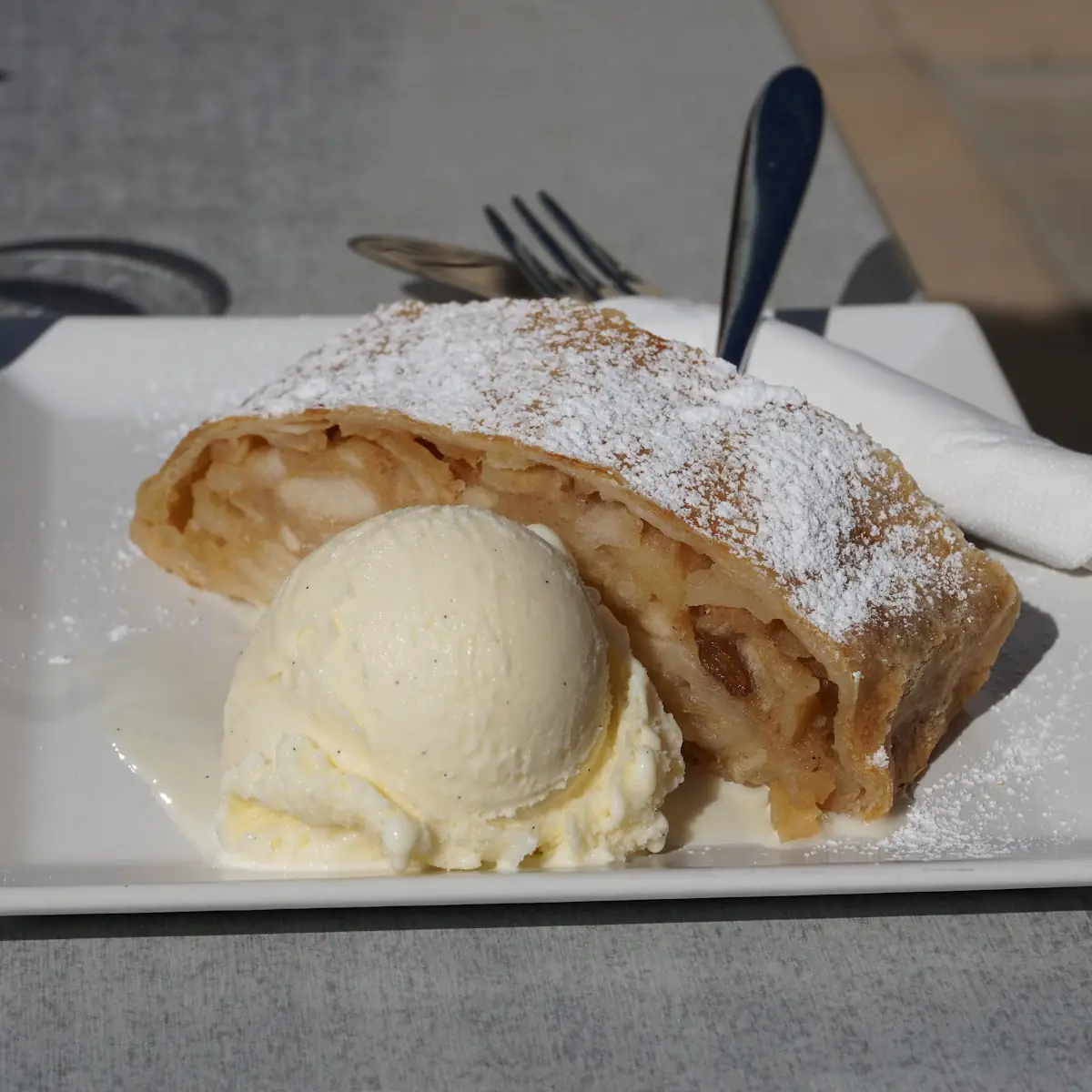 Apfelstrudel
