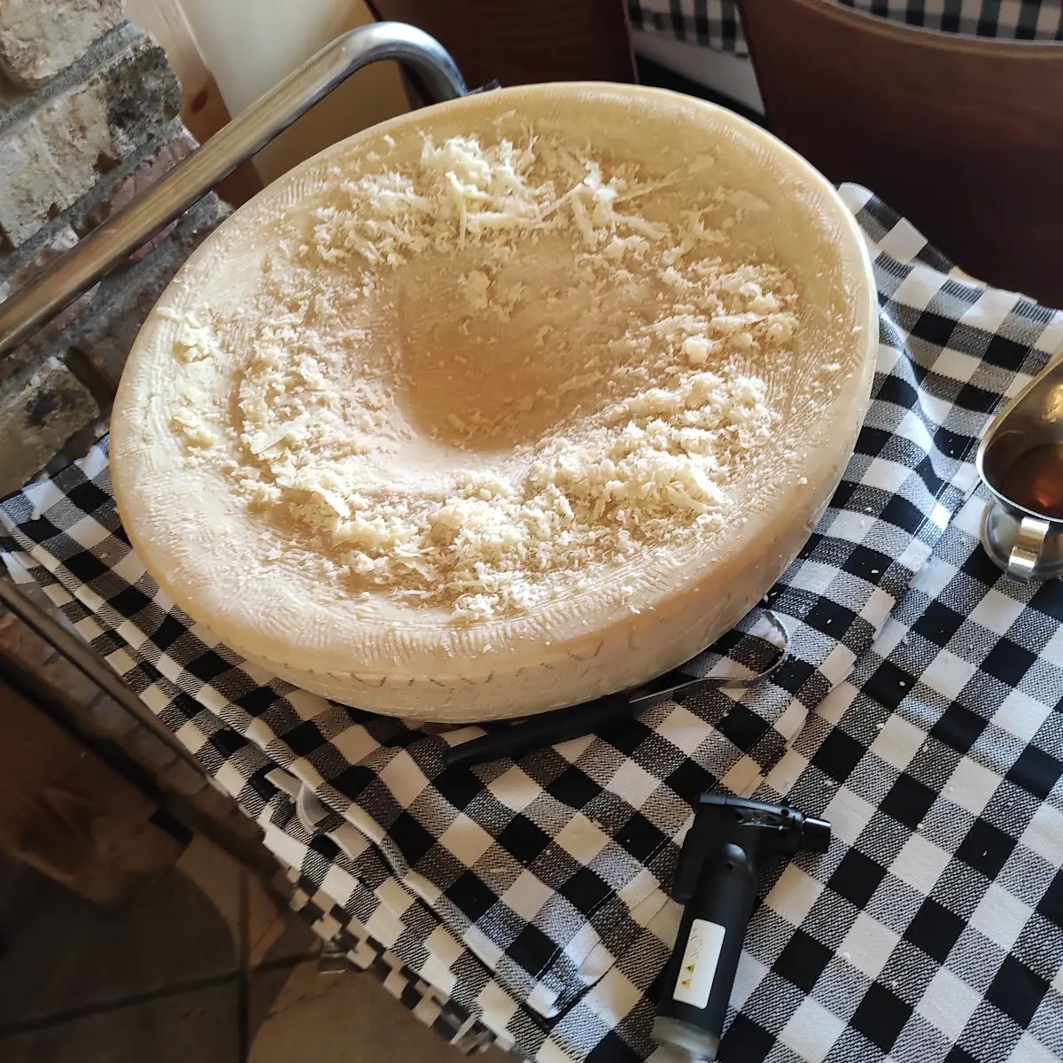 Parmesan, Toscana