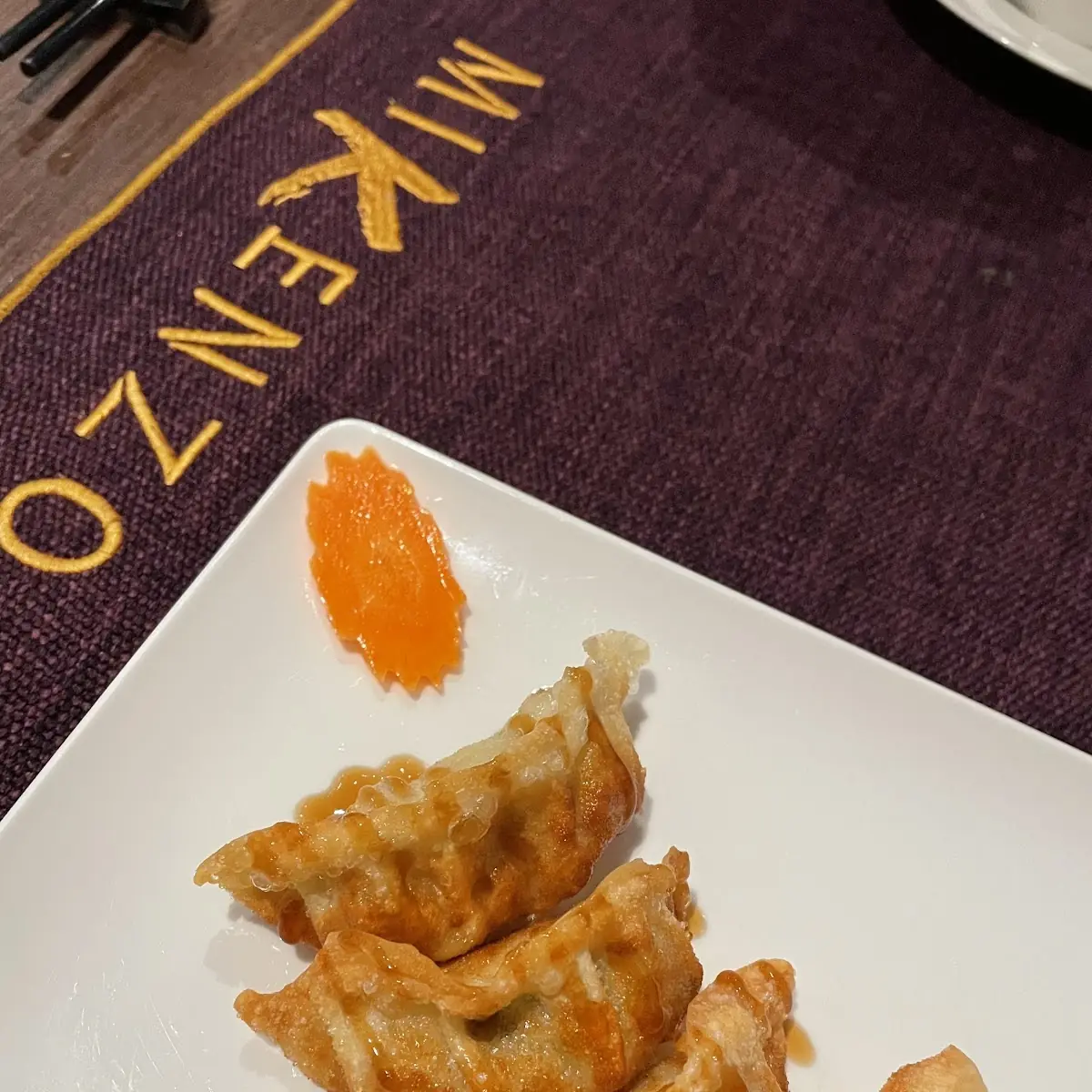 Fritteuse Dumpling, MiKenzo Japan Sushi, Vietnamese & Laos