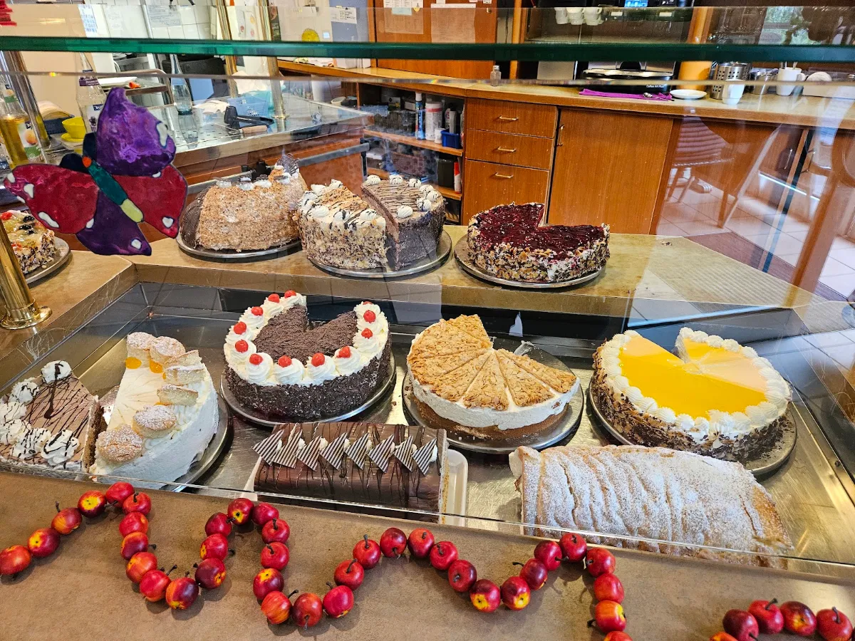 Highlights, Schubert's Cafe