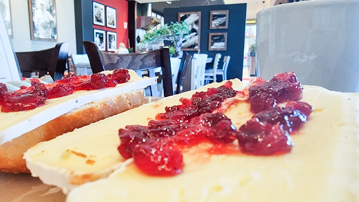 Camembert Auf Brötchen
